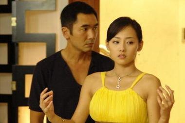 娱乐吃瓜酱当代情侣出门